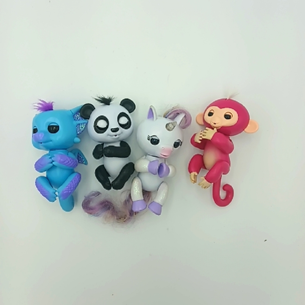 Fingerlings Lot of 4